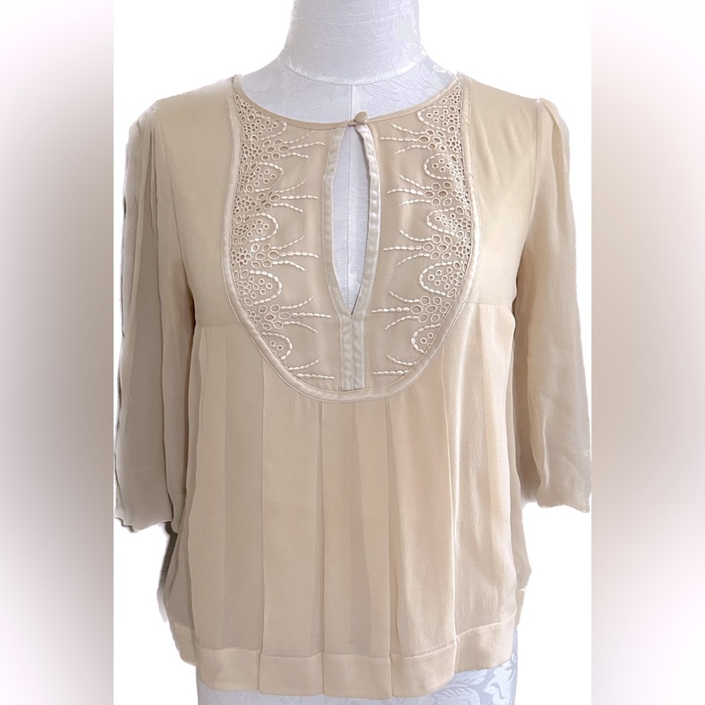 Diane Von Furstenberg Nuala 100% Silk Blouse sz 2